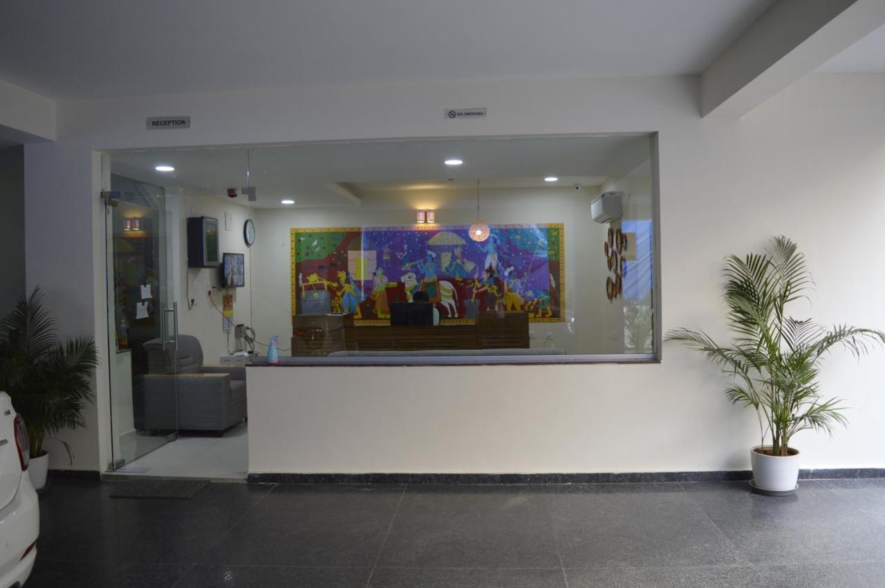 Hotel Virat Inn Хайдарабад Экстерьер фото